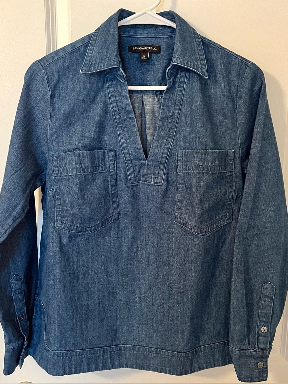 Banana Republic Denim Long Sleeve Pullover Shirt Dual Front Pkts Women’s SZ S